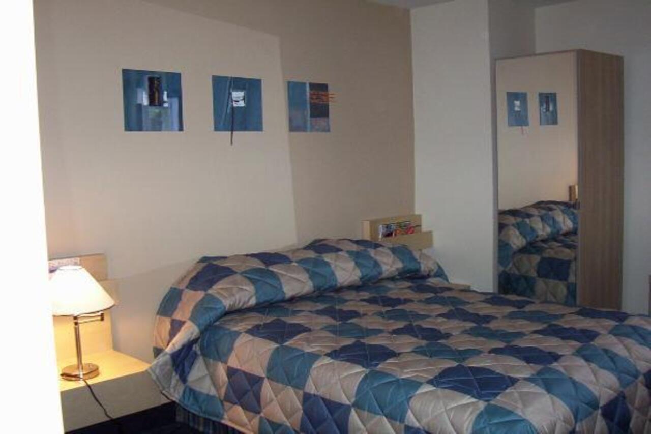 Le Saint-Malo Hotel Montréal Dış mekan fotoğraf